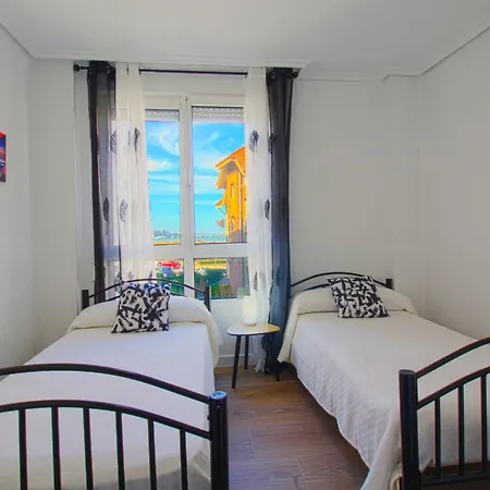 Entre Playa Y Puntal * Сомо